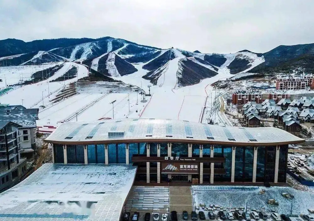 河北万龙滑雪场