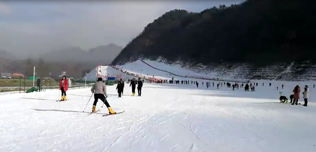 滑雪场造雪机