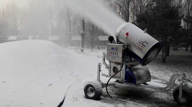 滑雪场造雪机